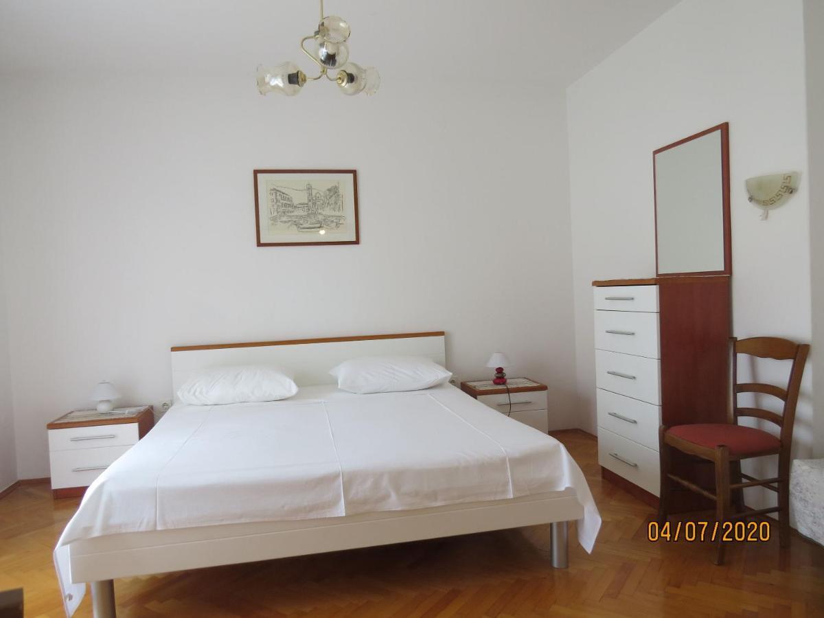 Apartments Prosperina Hvar Town Exterior photo
